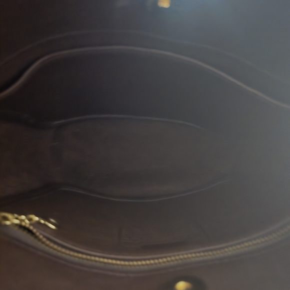 *Price is firm. $240*. Coach 9993 Vintage Mini Shopper Crossbody Bucket - Picture 10 of 16